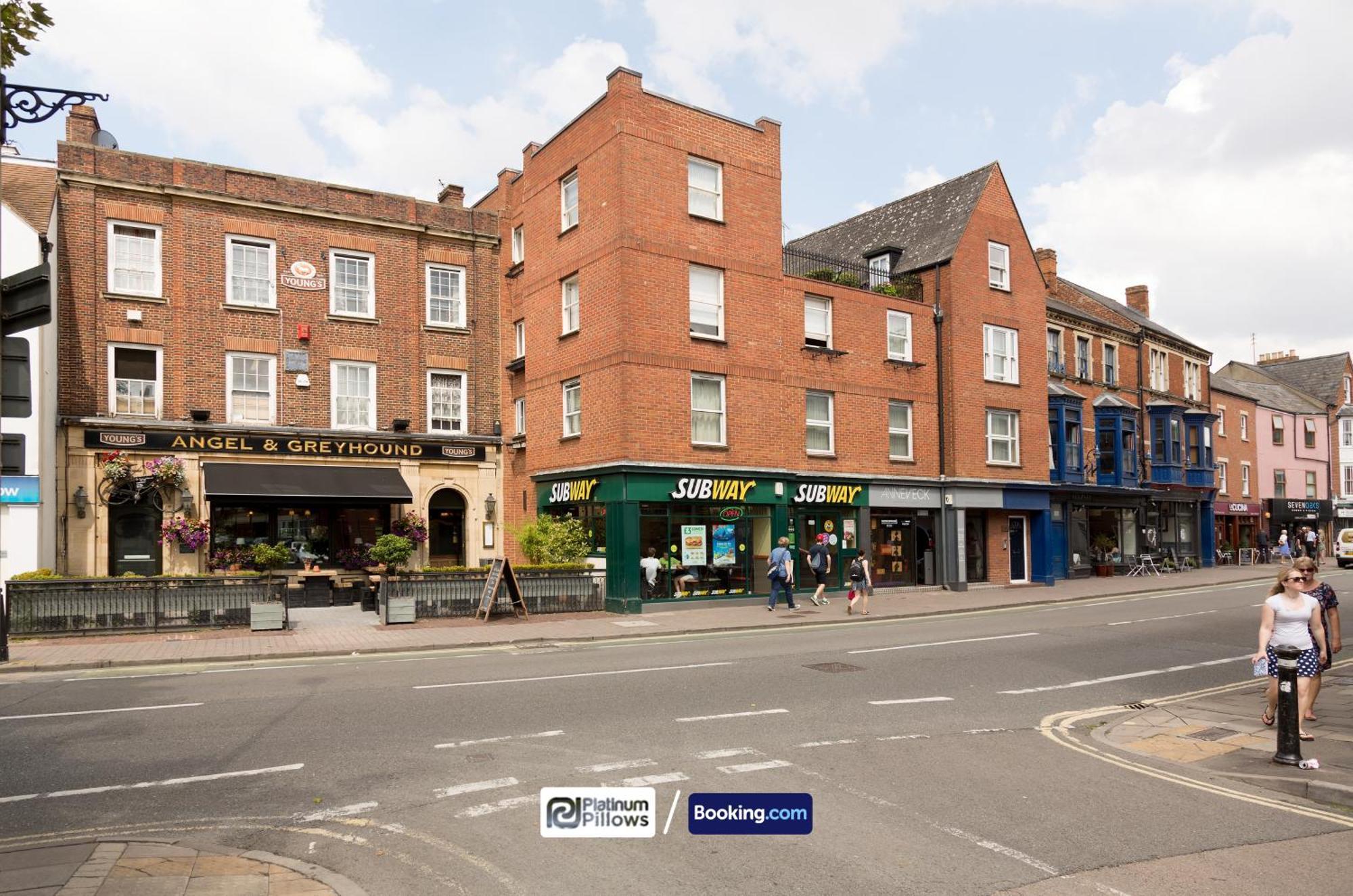 Modern Oxford 4 Bedroom Apartment, Contractor Accommodation, Walkable Into City Centre, Weekly & Monthly Deals Exterior photo